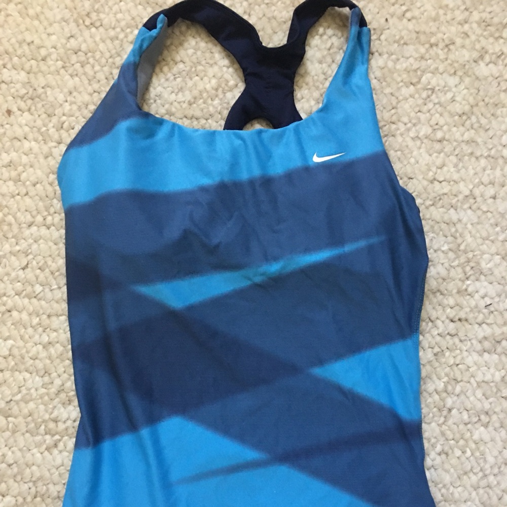 Nike Workout Top
